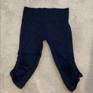 Size 8 lululemon crop